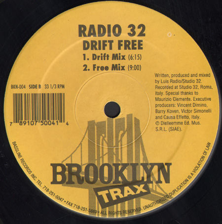 RADIO 32 - Drift Free