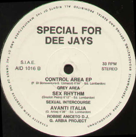 VARIOUS (HYPERTONE / MAXXINE / CONTRASTO / GREY AREA / SEXUAL INTERCOURSE / ROBBIE ANICETO & DJ G. ARBIA) - Special For Dee Jays 16 (Droid / The Wings Of Love / You Got The Beat / Control (Take 1) / Sex Rhythm / Avanti Italia)