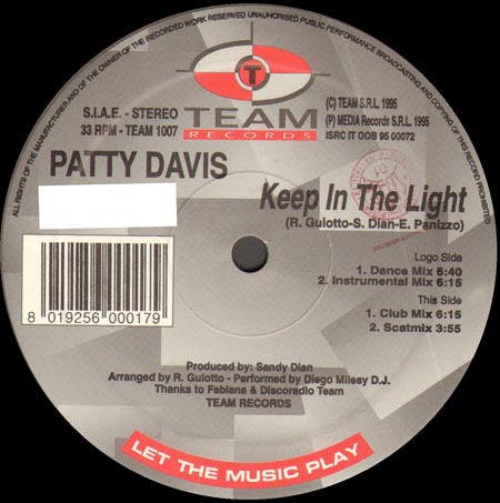 PATTY DAVIS - Keep In The Light