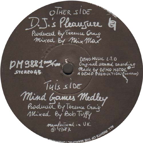 DEMO MOTOR - DJ's Pleasure / Mind Games Medley